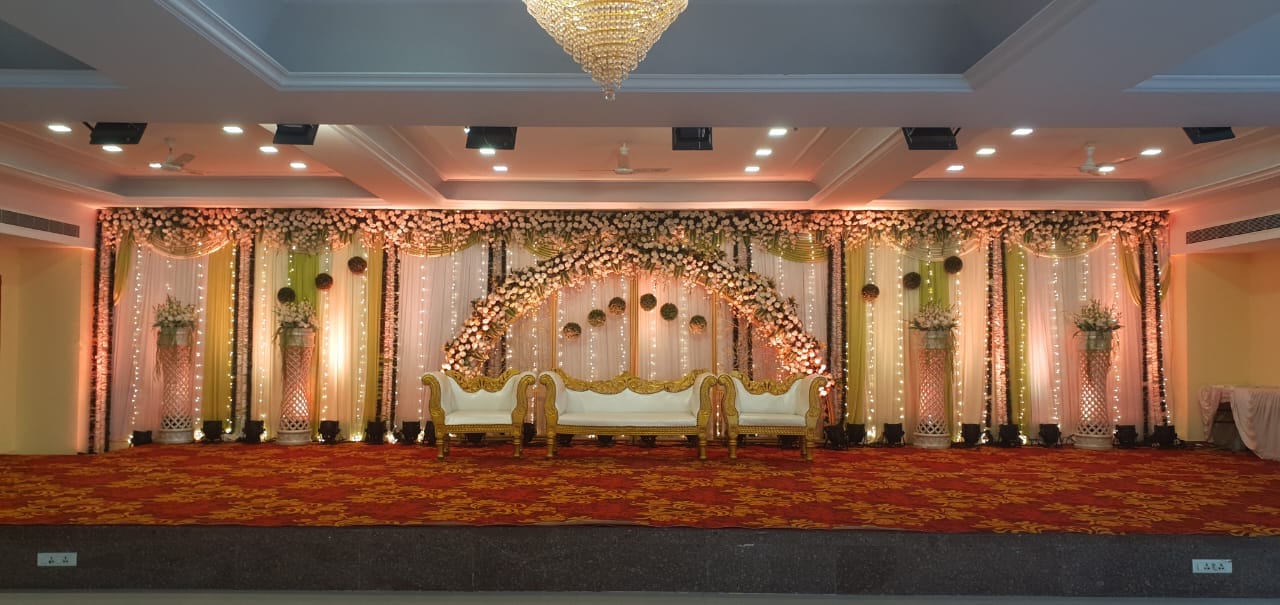 ELEGANT RECEPTIONS